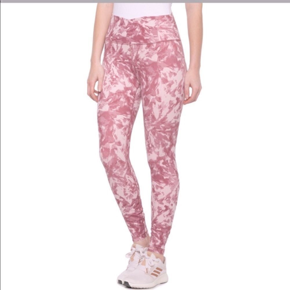 Harmony and Balance Pink & White Water Color Tie-Dye Leggings Small